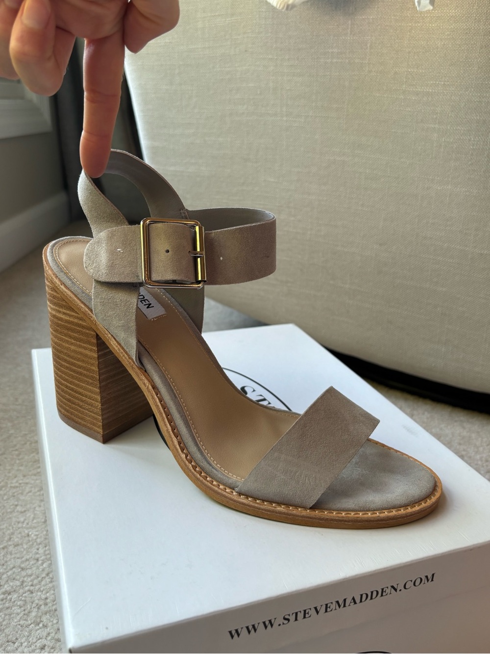 NIB- Steve Madden Grey Suede Block Heel Sandal with Gold Buckle